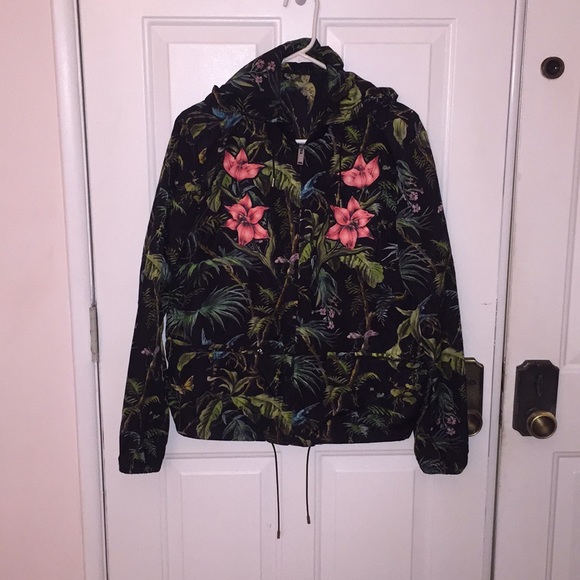 Gucci Other - Gucci Men Tropical Jungle Printed Nylon Jacket